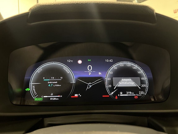 Toyota C-HR 14 of 29