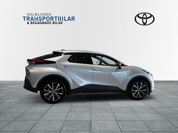 Toyota C-HR 17 of 29