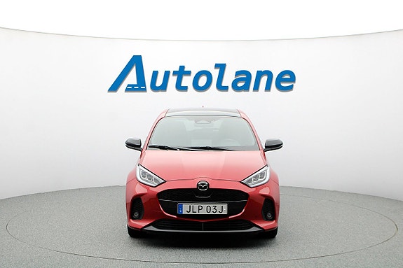 Mazda 2 3 of 5