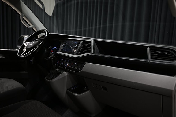 Volkswagen Transporter 30 of 30