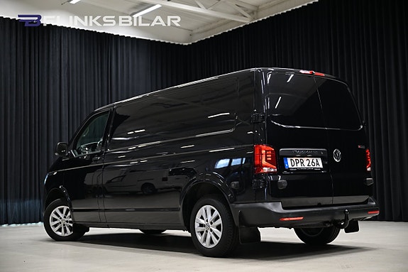 Volkswagen Transporter 3 of 30