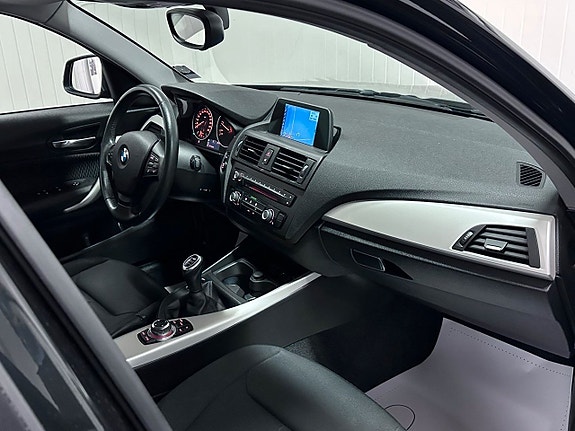 BMW 116d 15 of 26