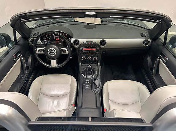 Mazda MX-5 12 of 23