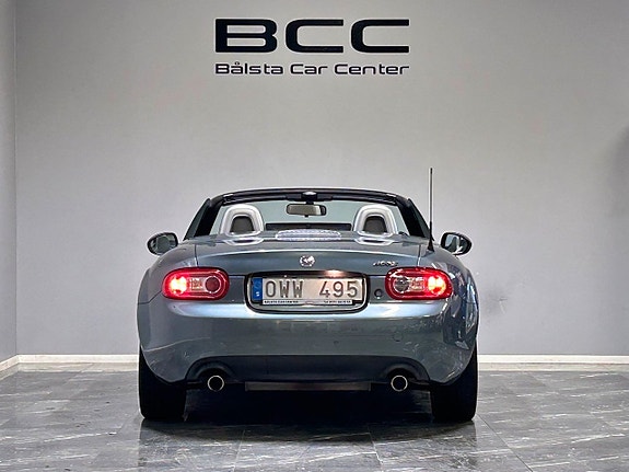Mazda MX-5 7 of 23