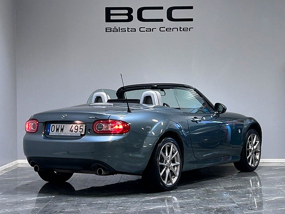 Mazda MX-5 8 of 23