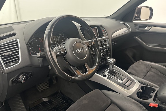 Audi Q5 9 of 26