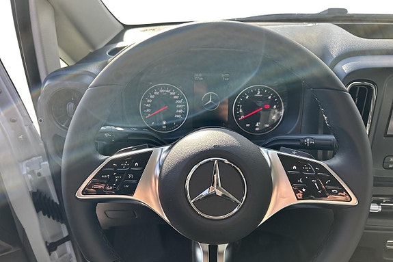 Mercedes-Benz Vito 114 8 of 11