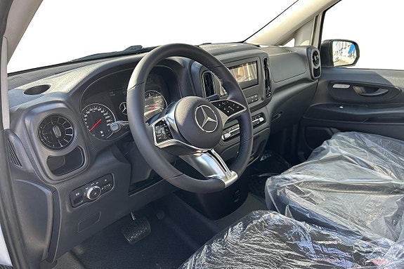 Mercedes-Benz Vito 114 6 of 12