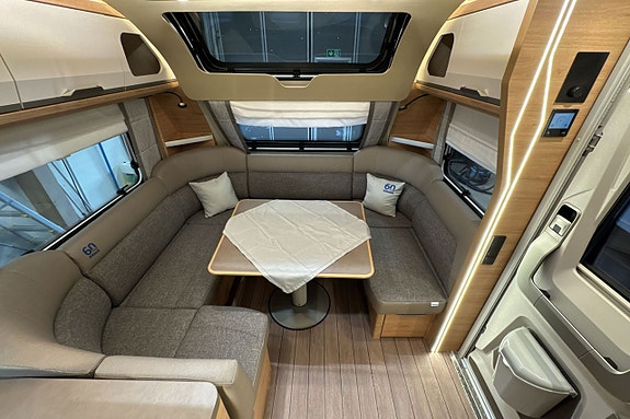 Knaus Sudwind 650 UX 7 of 17