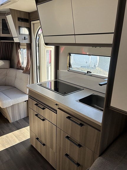 Kabe ESTATE 470 GLE 4 of 7