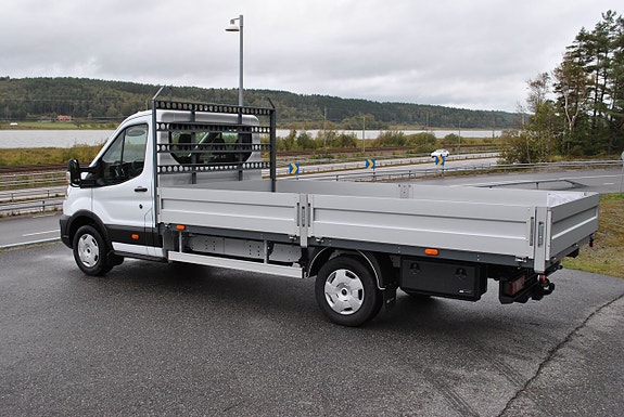 Ford Transit 3 of 5