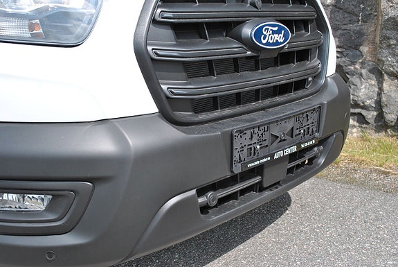 Ford Transit 13 of 16