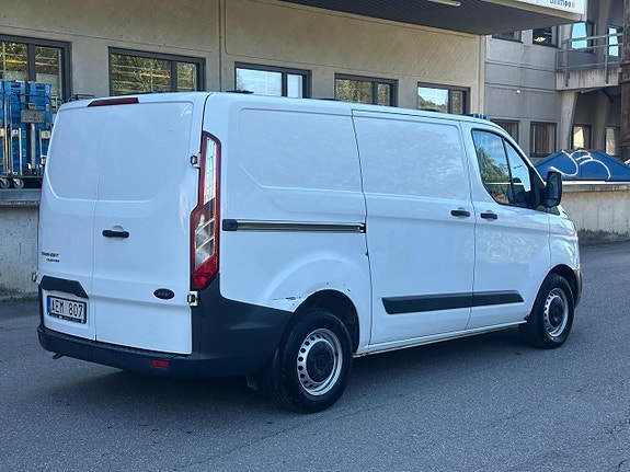 Ford Transit Custom 4 of 11