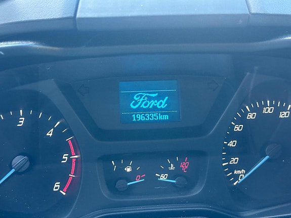 Ford Transit Custom 11 of 11