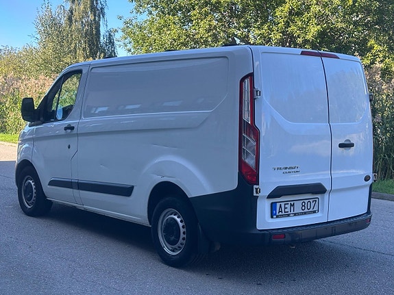 Ford Transit Custom 3 of 11
