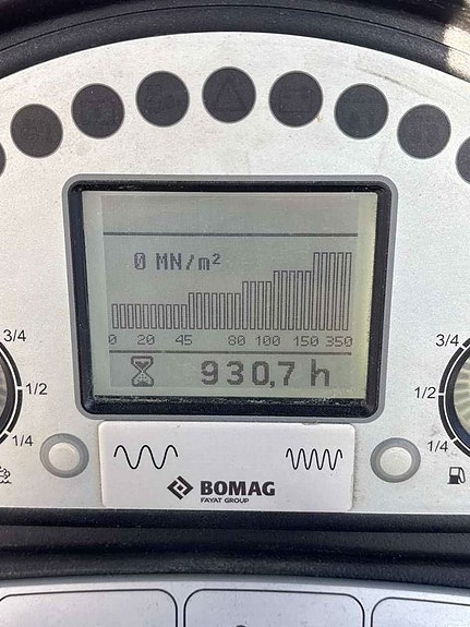 Bomag BW213D-5 4 of 5