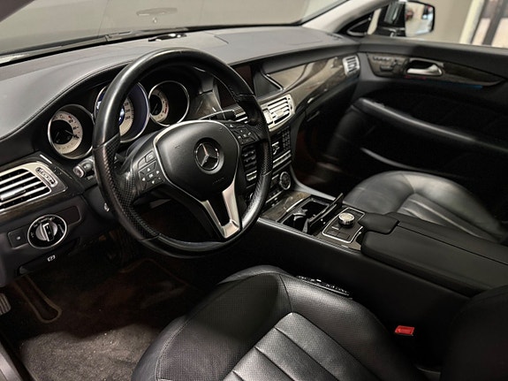 Mercedes-Benz CLS350 5 of 19