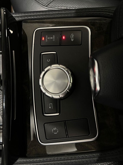 Mercedes-Benz CLS350 14 of 19