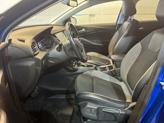Opel Grandland X 9 of 17