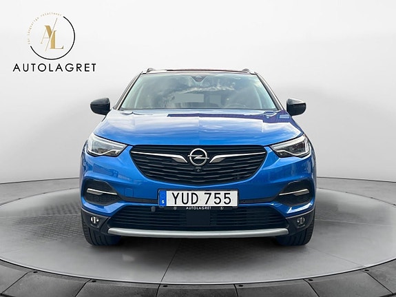 Opel Grandland X 2 of 5