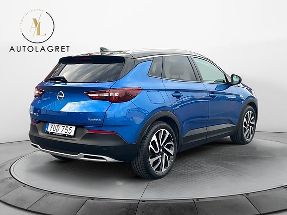 Opel Grandland X 7 of 17