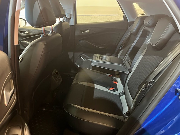 Opel Grandland X 10 of 17