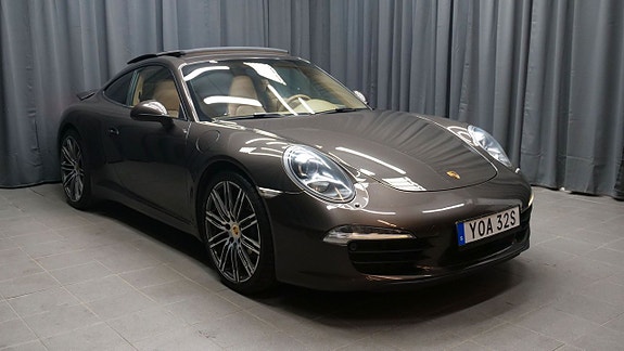 Porsche 911 Carrera 5 of 5