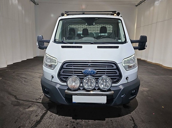 Ford Transit 2 of 5