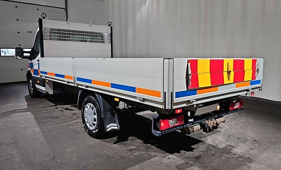 Ford Transit 7 of 13