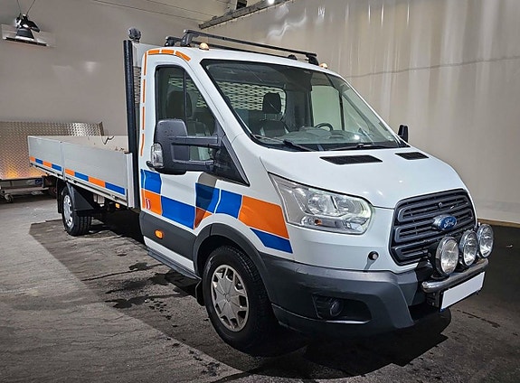 Ford Transit 3 of 5