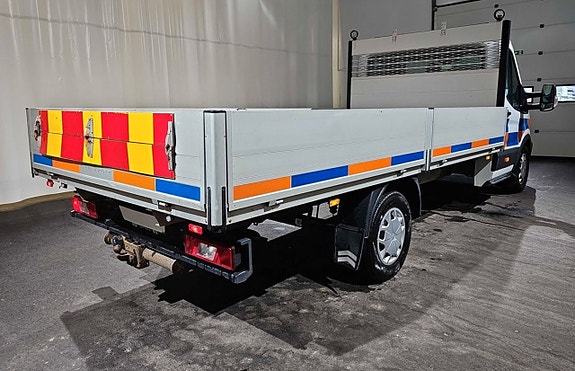 Ford Transit 8 of 13