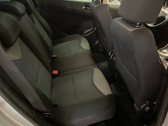 Peugeot 308 11 of 14