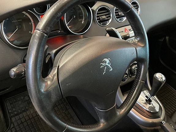 Peugeot 308 12 of 14