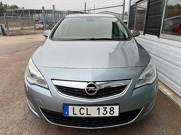 Opel Astra 5 of 5