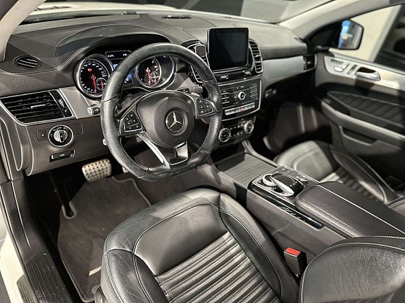 Mercedes-Benz GLE350 d 14 of 23