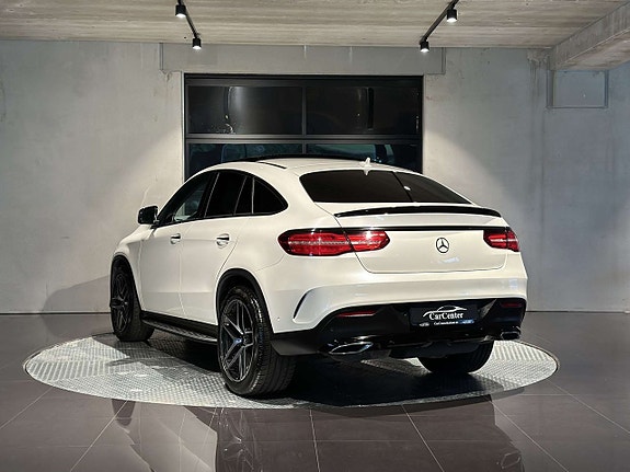 Mercedes-Benz GLE350 d 10 of 23