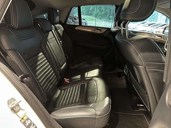 Mercedes-Benz GLE350 d 12 of 23