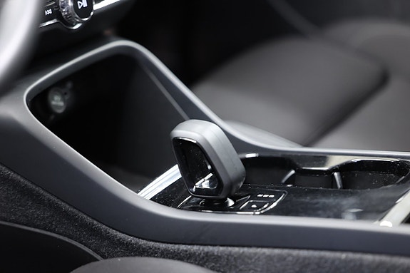 Volvo XC40 19 of 25