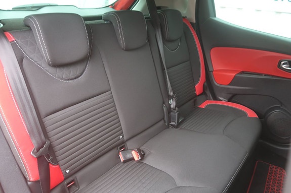 Renault Clio 10 of 27