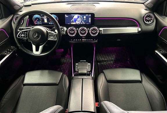 Mercedes-Benz GLB200 d 13 of 25
