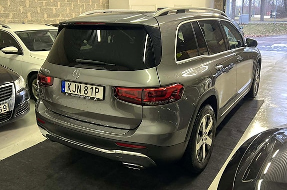 Mercedes-Benz GLB200 d 4 of 5