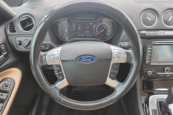 Ford S-MAX 10 of 15