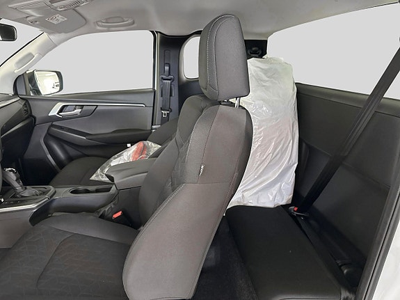 Isuzu D-max 13 of 15