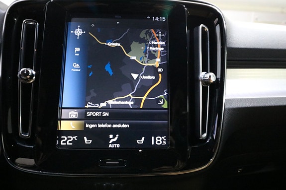 Volvo XC40 9 of 24
