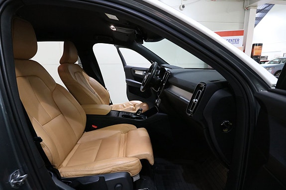 Volvo XC40 15 of 24
