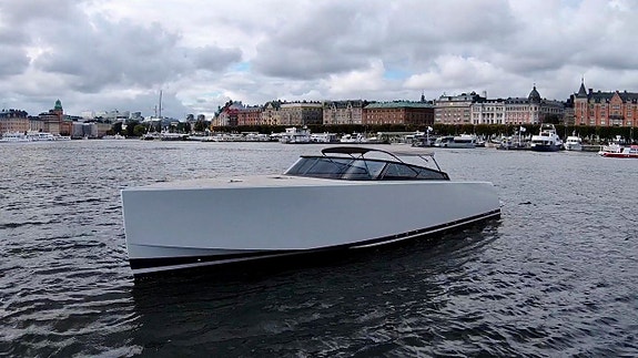 VanDutch 40 -2011 4 of 21