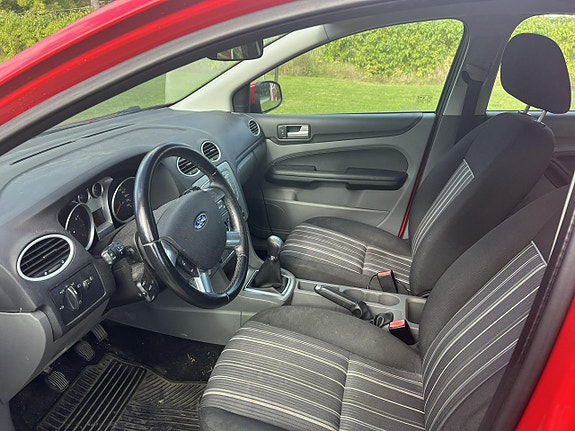 Ford Focus 5 of 6