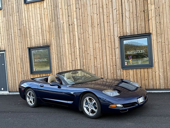 Chevrolet Corvette 5 of 14