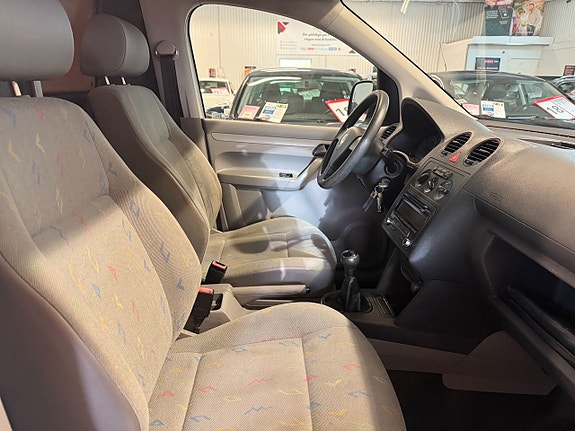 Volkswagen Caddy 9 of 13