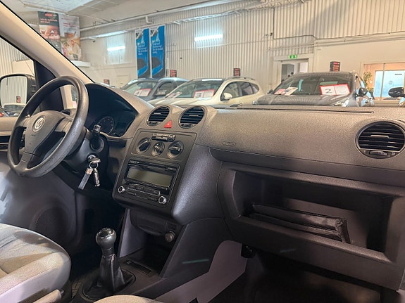 Volkswagen Caddy 11 of 13